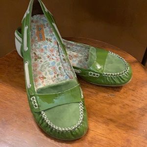 Miz Mooz Green Moccasin Slip ons 💚